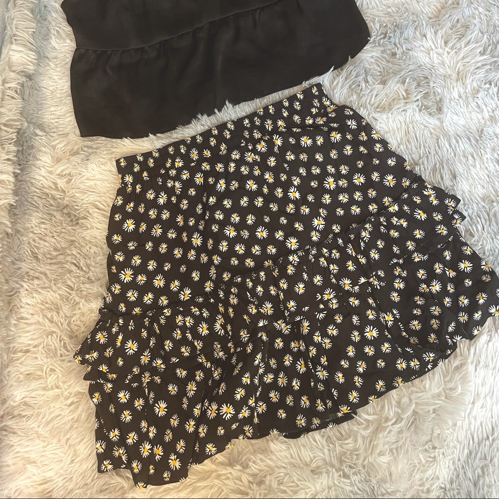 Nordstrom floral ruffle mini skirt